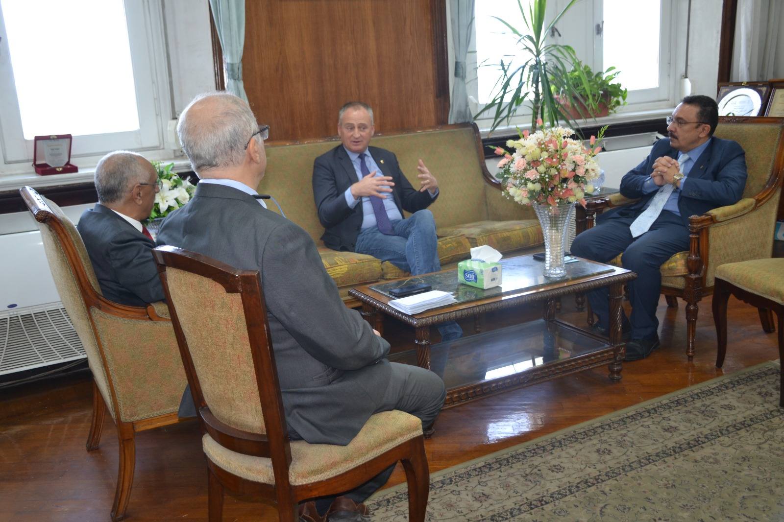 588578444 1281118637388195 2186413856303463862 n