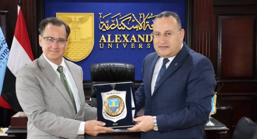 Alexandria University Receives President of the International Association for the Study of Traditional Environments