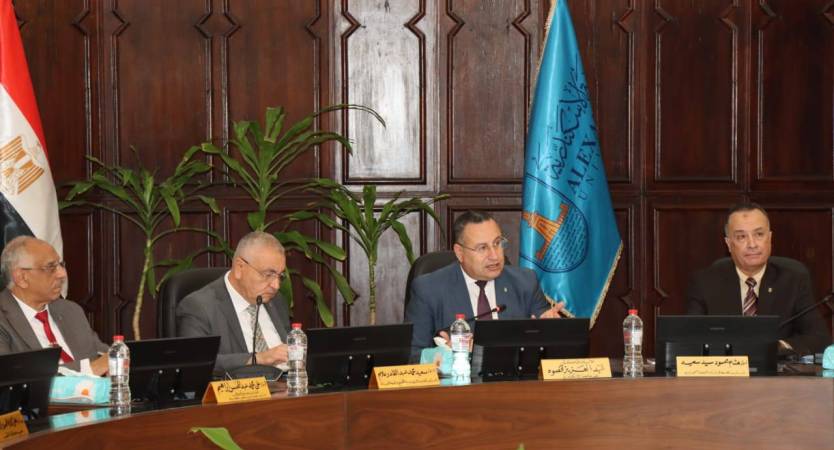 Alexandria University Council Discusses Exam Preparations and Approves Cooperation and Development Programs in Artificial Intelligence Technology and Professional Training