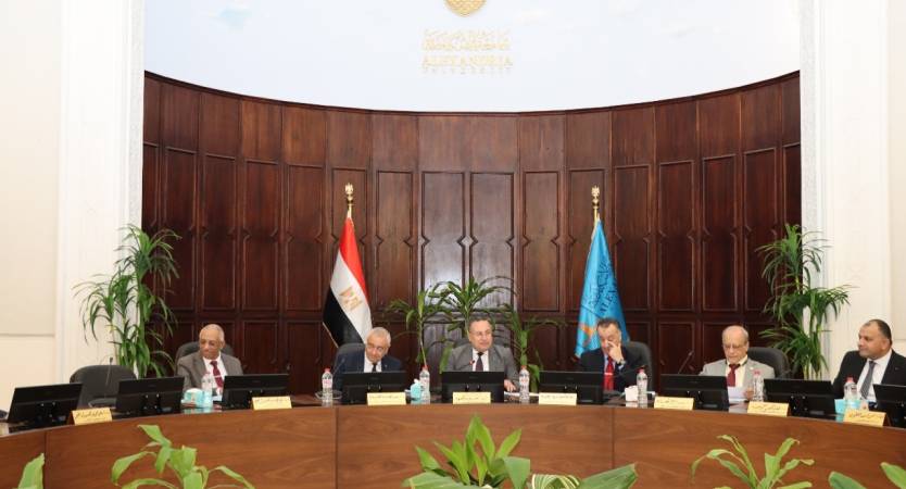 Alexandria University Council Congratulates President El-Sisi and the Egyptian People on June 30 Revolution Anniversary 
