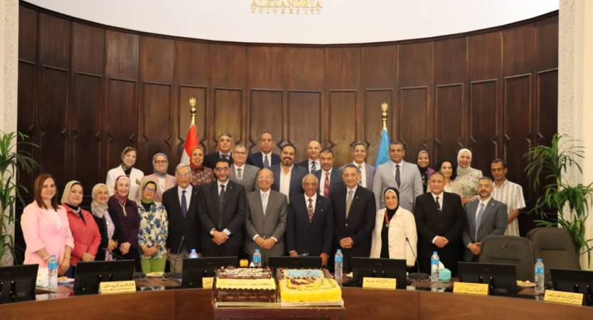 مجلس شئون التعليم والطلاب يوافق على ضوابط التحويل ونقل القيد والقبول للعام الجامعى 2025/2026