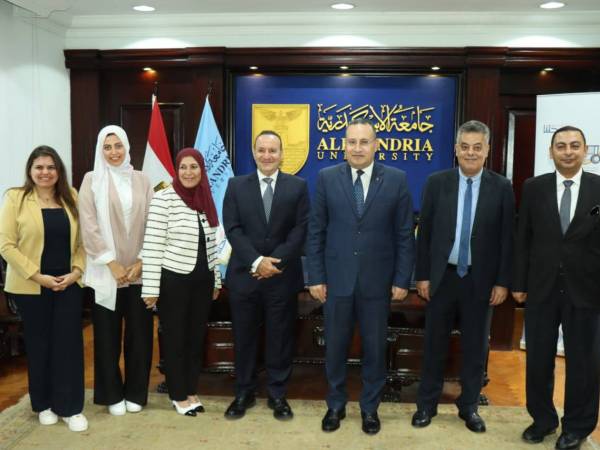 جامعة الإسكندرية ومؤسسة 