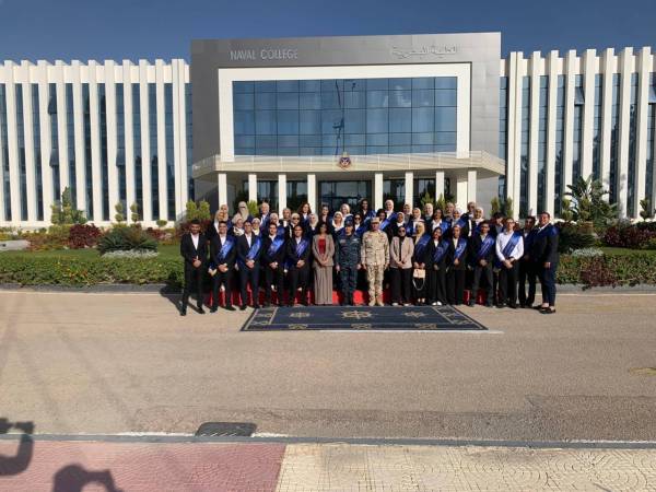 طلاب جامعة الإسكندرية في زيارة للكلية البحرية لتعزيز الوعي الوطني والانتماء