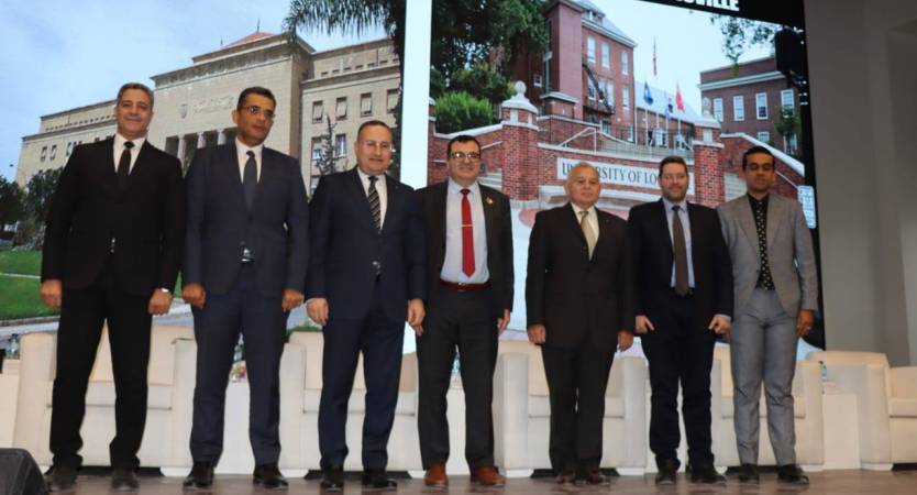 جامعة الإسكندرية تستقبل رئيس قسم الهندسة الحيوية بجامعة لويفل الأمريكية