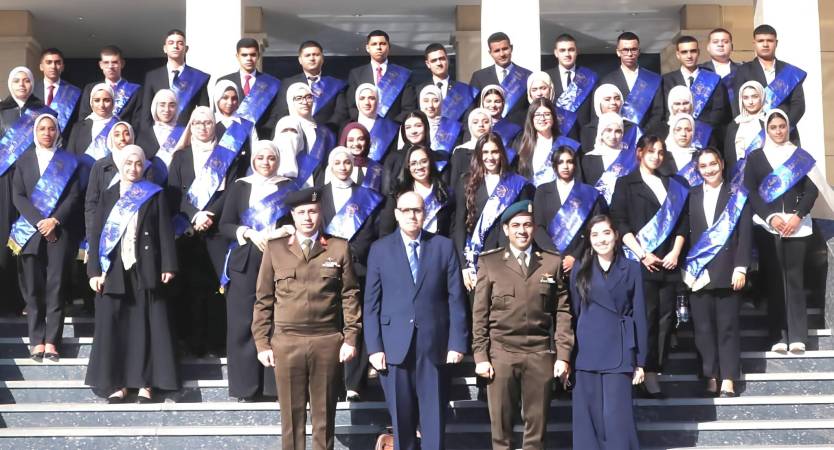 جامعة الإسكندرية تنظم زيارة طلابية إلى الأكاديمية العسكرية المصرية لتعزيز الروابط الوطنية