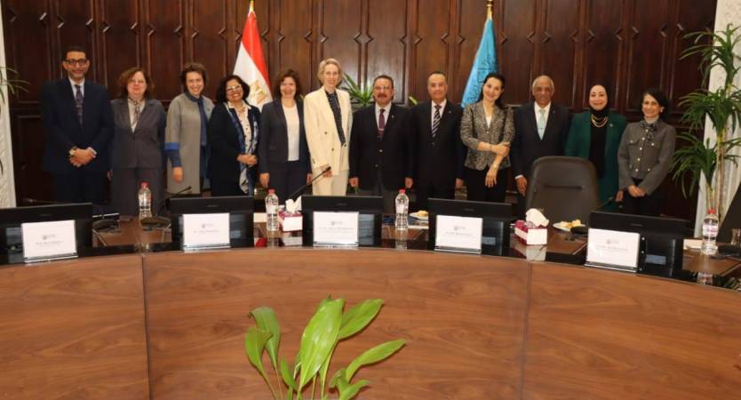 Alexandria University Explores Enhancing Academic and Research Cooperation with Saint Petersburg State University