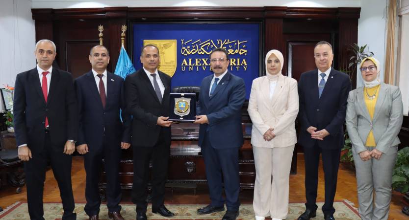  جامعة الإسكندرية تستقبل وفد الملحقية الثقافية لسفارة اليمن لبحث سبل التعاون