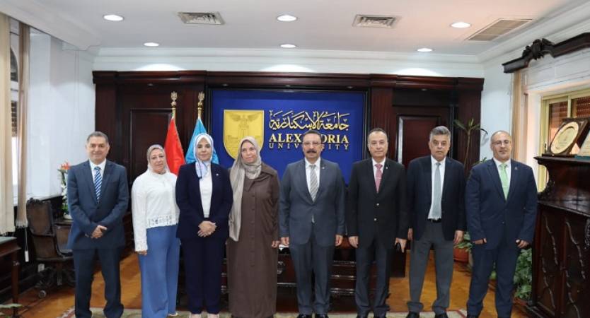 مستشفيات جامعة الإسكندرية توقع بروتوكول تعاون مع مؤسسة 