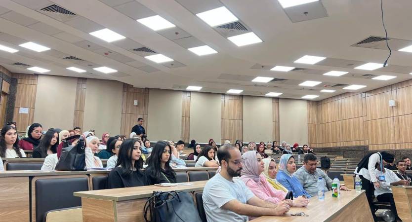 مع انطلاق العام الجامعي الجديد.. مجلس أمناء جامعة الإسكندرية الأهلية يتابع انتظام الدراسة ويستمع إلى الطلاب