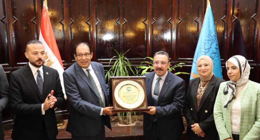 Future of Egypt Party Honors Acting President of Alexandria University and The Dean of Faculty of Medicine 