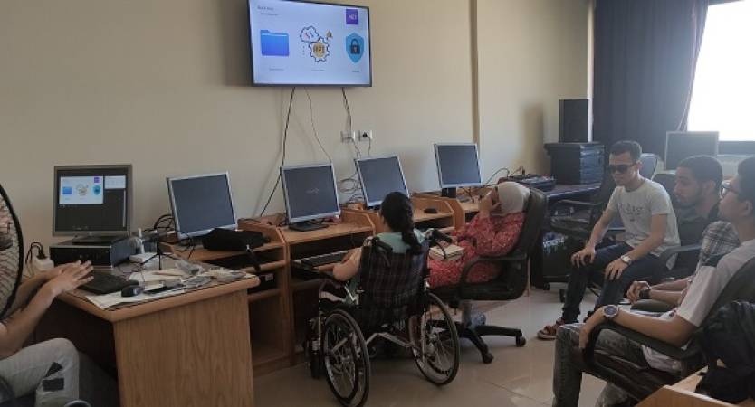 القائم بأعمال رئيس جامعة الإسكندرية: تمكين الطلاب ذوي الإعاقة أولوية لتعزيز تكافؤ الفرص والدمج المجتمعي.. ومركز دعم ذوي الاحتياجات الخاصة بكلية الأعمال نموذج للتمكين والتأهيل
