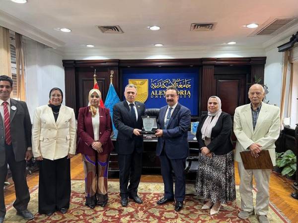 جامعة الإسكندرية تشارك في احتفالية الذكرى الـ53 لانتصارات أكتوبر تحت عنوان «من الحلم إلى الإنجاز.. حكاية وطن»