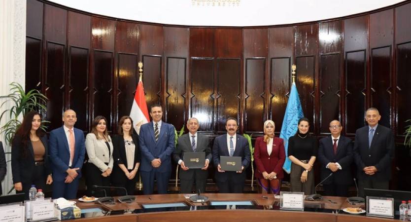Alexandria University and the Arab Academy for Science, Technology and Maritime Transport Renew Joint Cooperation Protocol for a PhD in Law