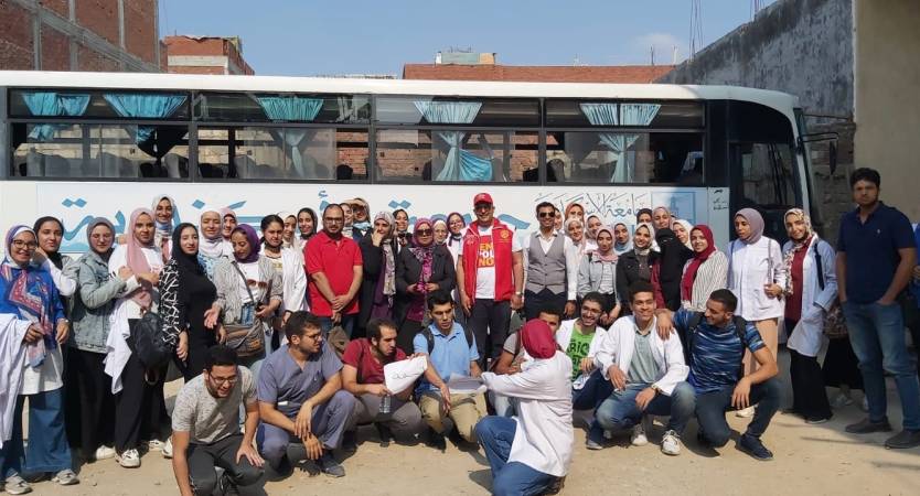 جامعة الإسكندرية تطلق قافلة طبية مجتمعية شاملة إلى منطقة أبيس السابعة