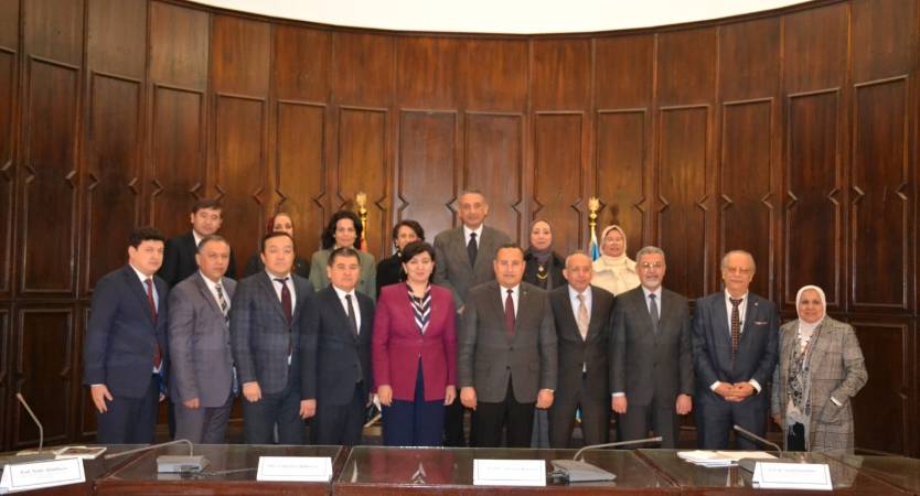 Alexandria University President Receives Delegation of Tashkent State University of Oriental Studies
