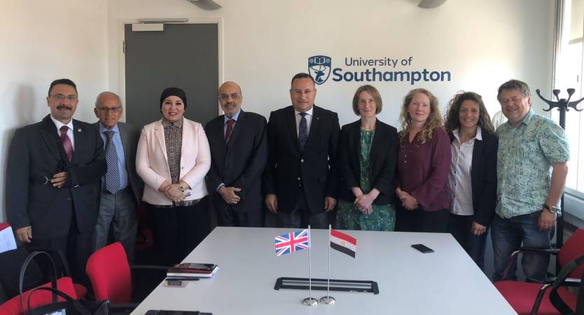  Alexandria University President Discusses Establishing Joint Degrees in Several Disciplines with  University of Southampton 