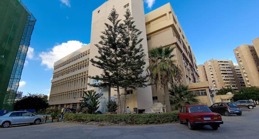 فتح باب التقدم لوظيفة عميد كلية الدراسات الاقتصادية والعلوم السياسية 